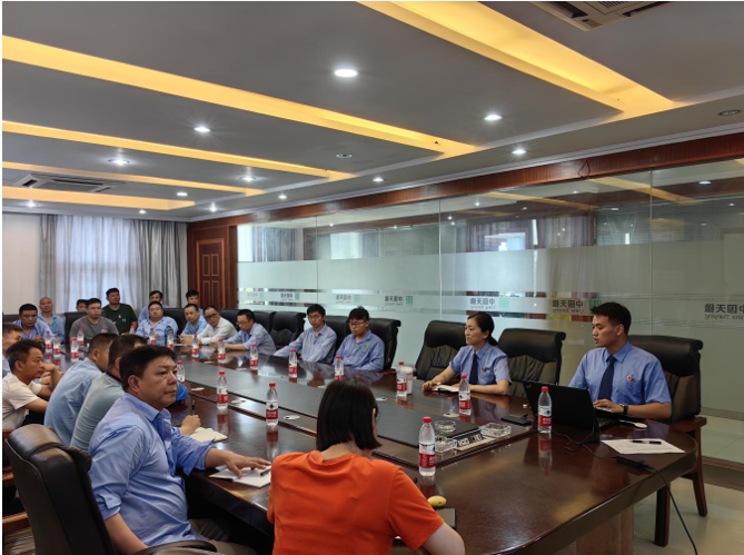 普法活動(dòng)現(xiàn)場